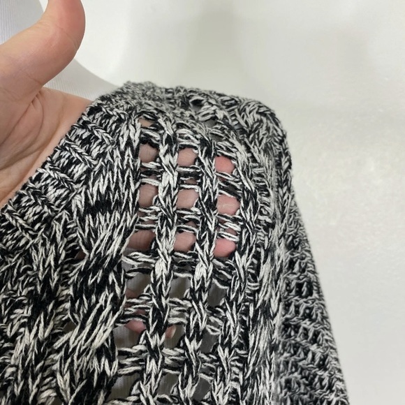 Express Oversized Chunky Knit Tunic Sweater Black White Sz. S - Picture 4 of 11